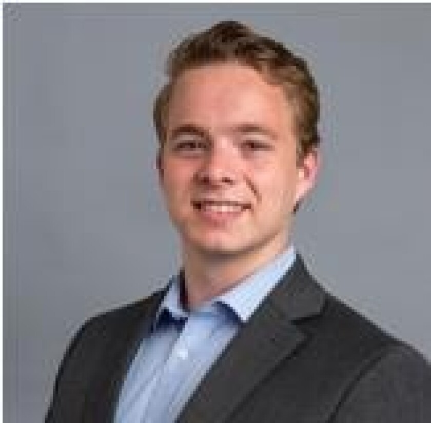 Headshot of Andrew Zea