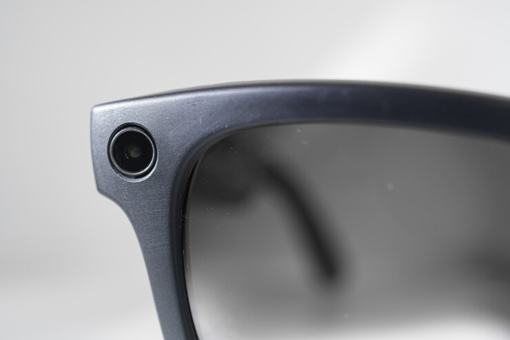 Smart glasses camera