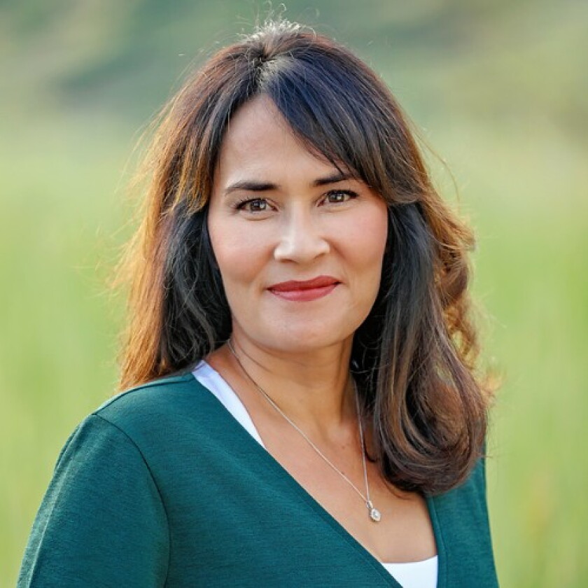 Julia Carreon