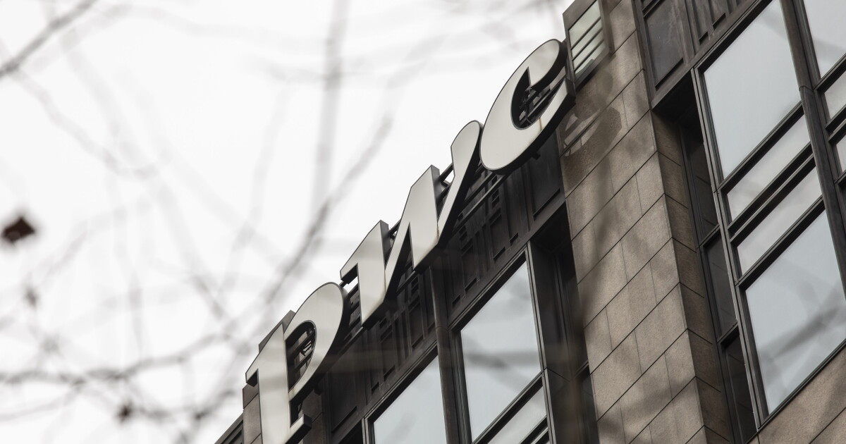 PwC probe spotlight shifts to Hong Kong after record China fine PwC probe spotlight shifts to Hong Kong after record China fine