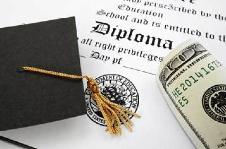 tuition-fotolia.jpg
