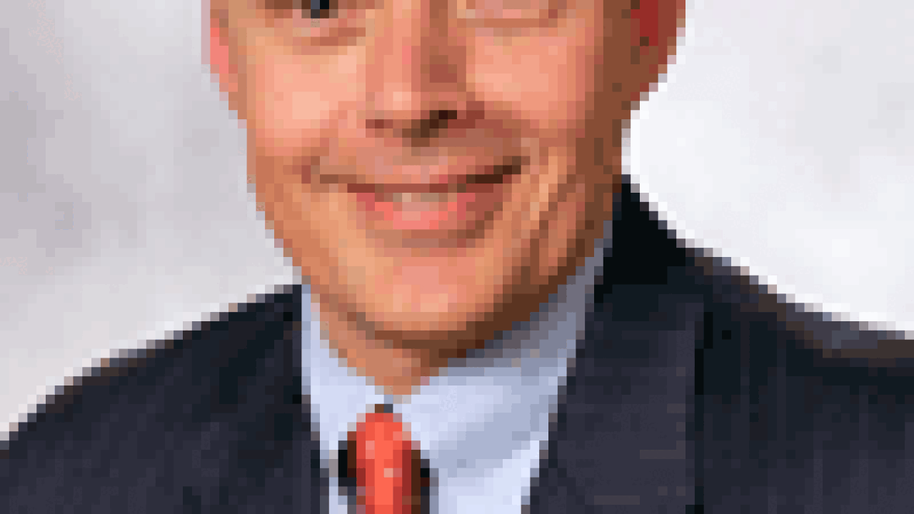 brucegyory100.gif
