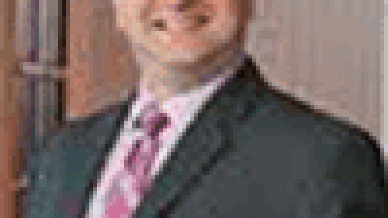 curcio-david100x133.gif