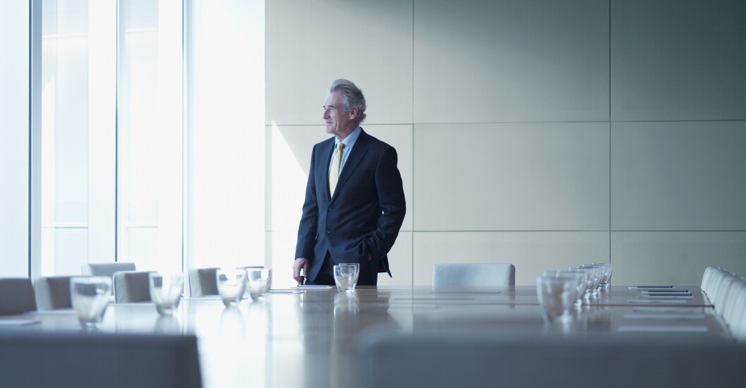 7) Senior management.jpg