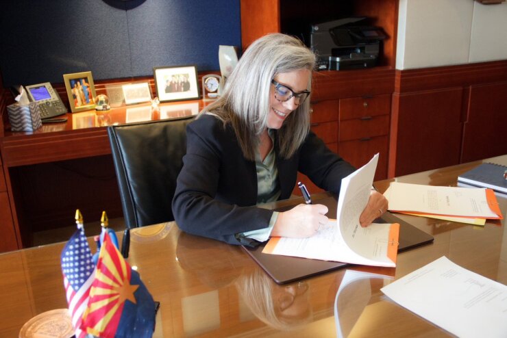 Arizona Gov. Katie Hobbs signs Senate Bill 1102