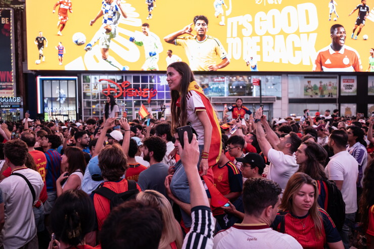 WorldCupTimesSquareBL