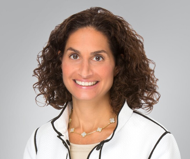 mpwif21-emily-portney-cardshowcrop