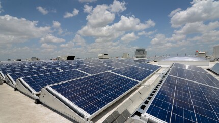 solar-ikea-bloomberg.jpg