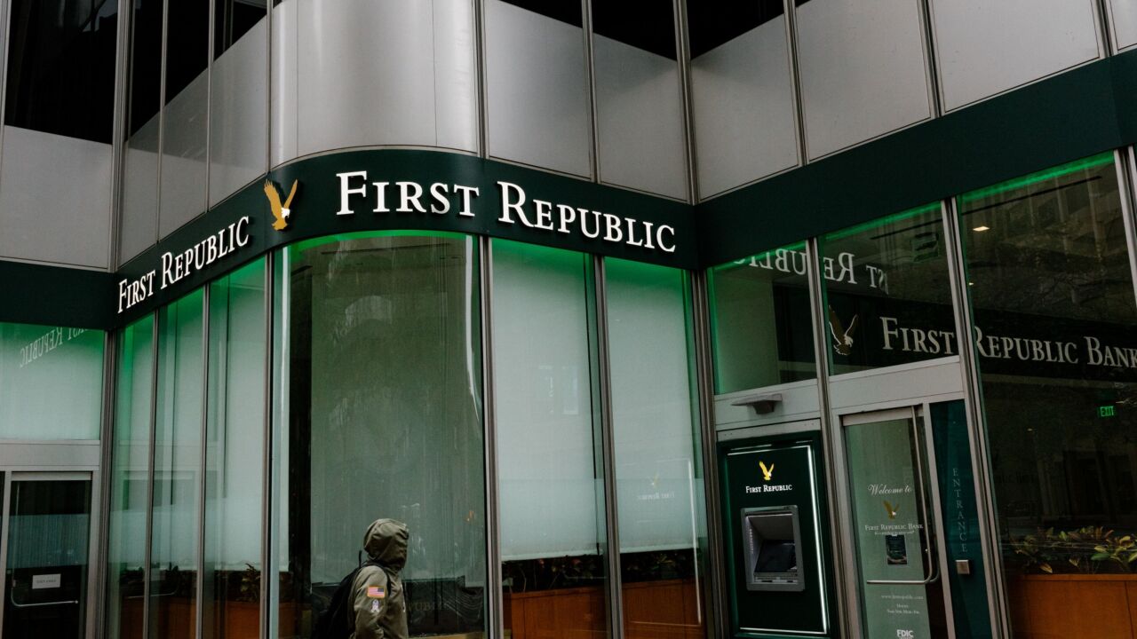 First Republic Plunges On Expectation Of Seizure By FDIC