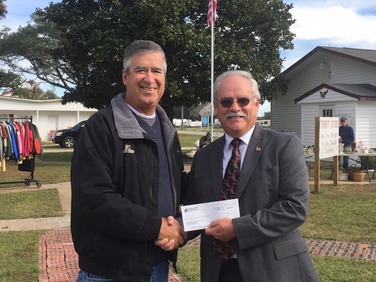 Keesler-FCU-Giving-Tuesday-2017-CUJ-112817.jpg