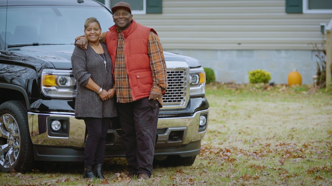 A still from a Del-One Federal Credit Union commercial featuring testimonials from member Calvin Suggs.