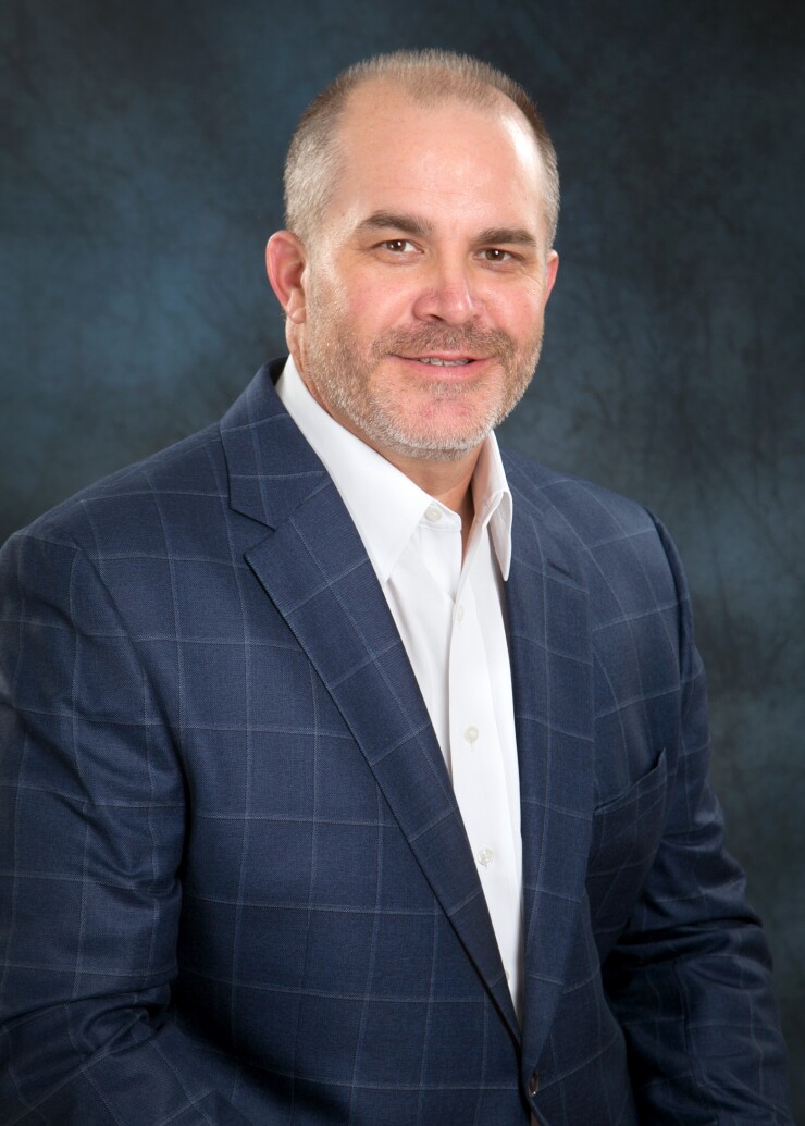 Pete Bush, Cetera Advisors