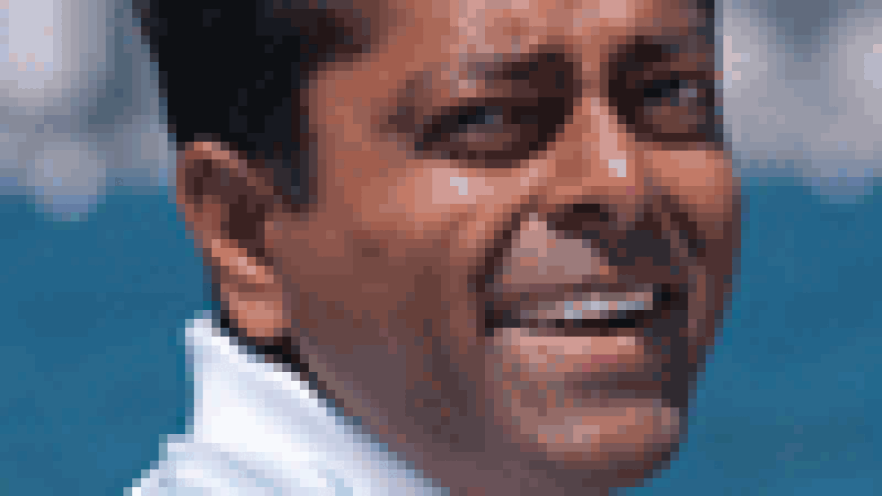 sood100x133b.gif