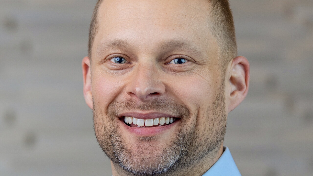Brian Keller LNRS Headshot.jpg