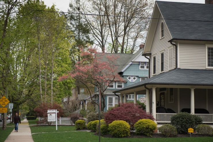 Home-price gains in 20 U.S. cities jumped in August