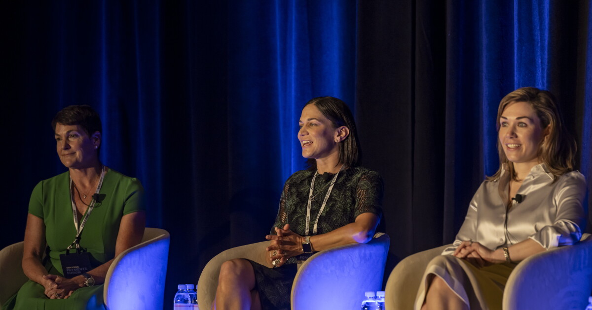 How can banks and fintechs get employees' buy-in on generative AI?