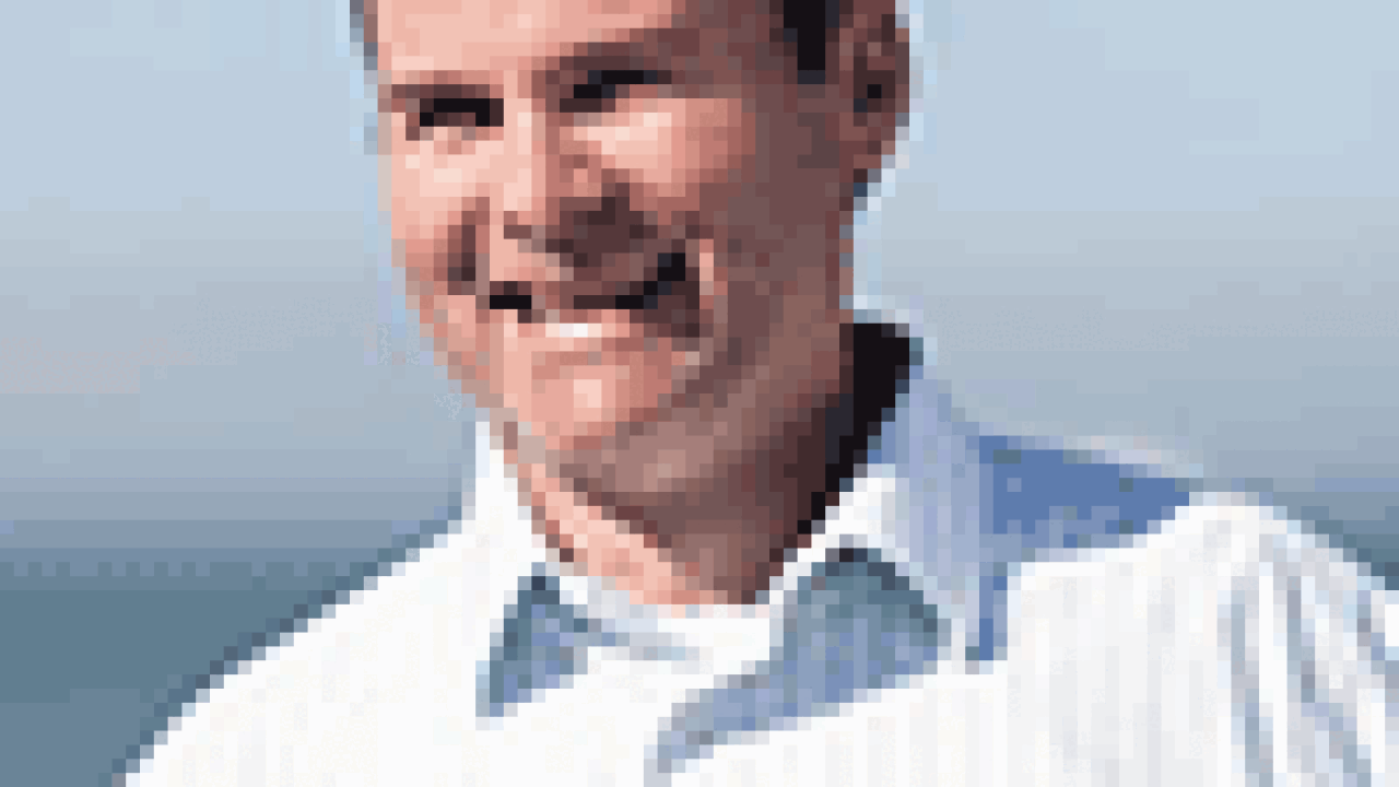 thomas-whiteaker-100.gif