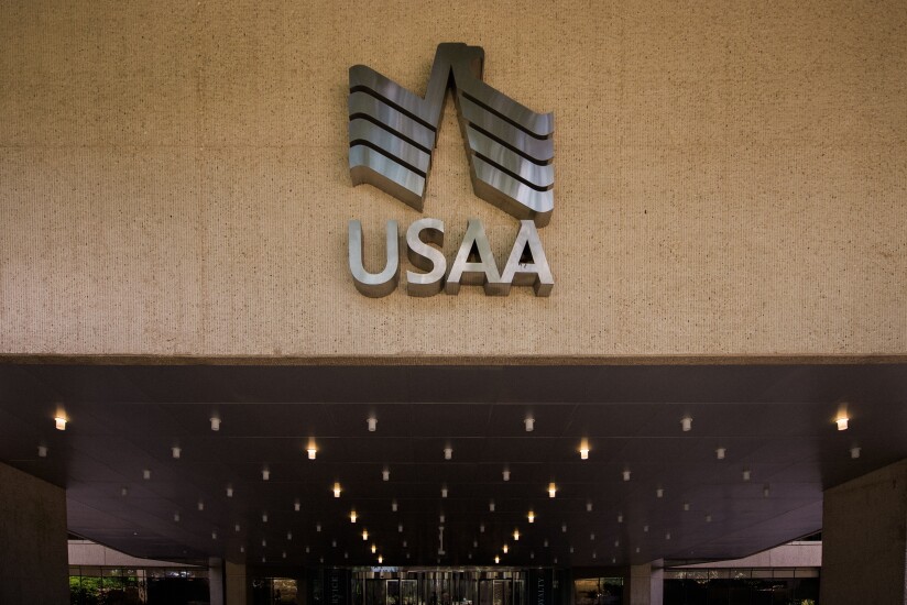 usaa-ho-lobby-5.jpg