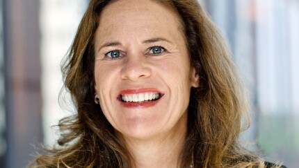 mpwib21-helga-houston-cardshowcrop