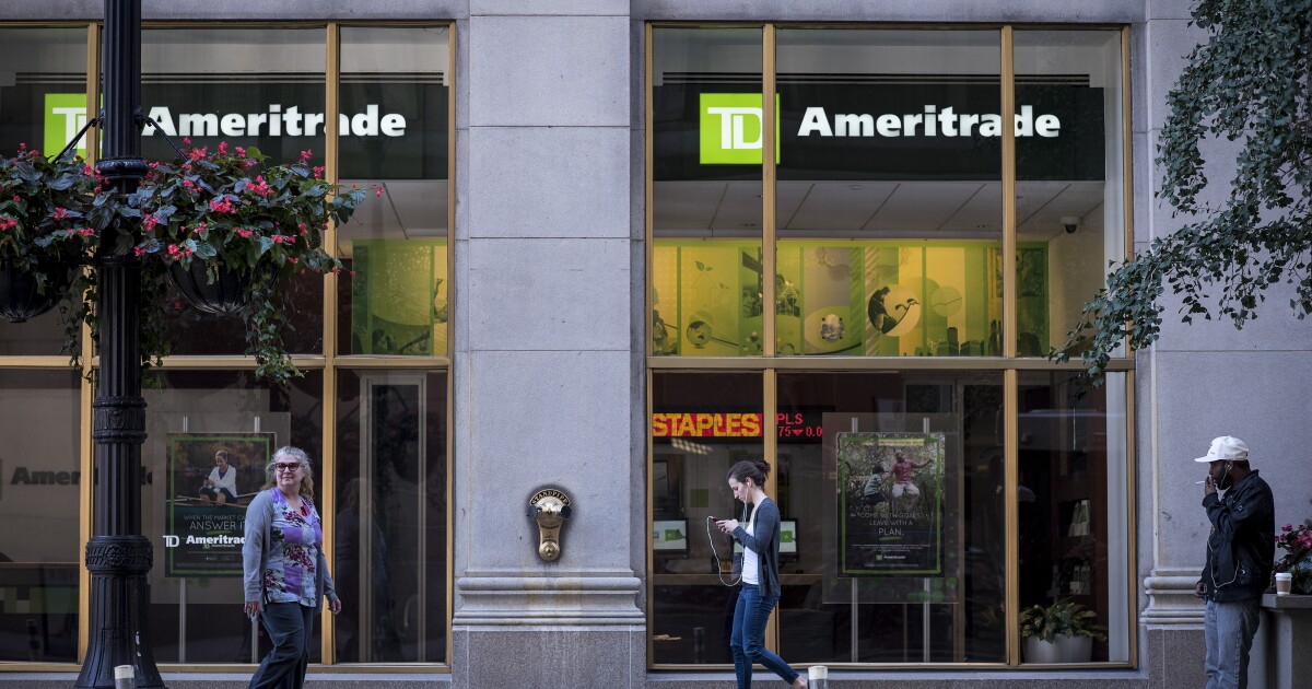 How financial advisors use TD Ameritrade, Interactive Brokers block ...