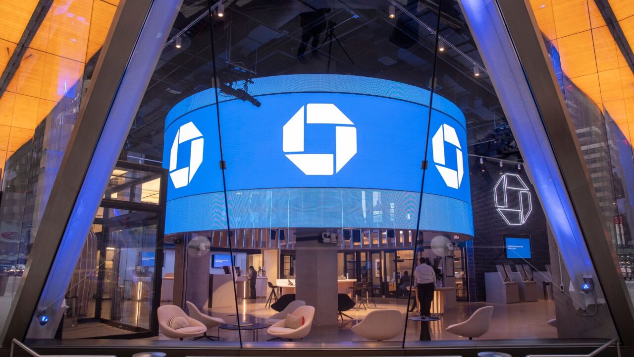 AB-JPMorgan-Chase-branch-101422