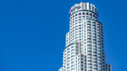 U.S. Bank's landmark tower in Los Angeles