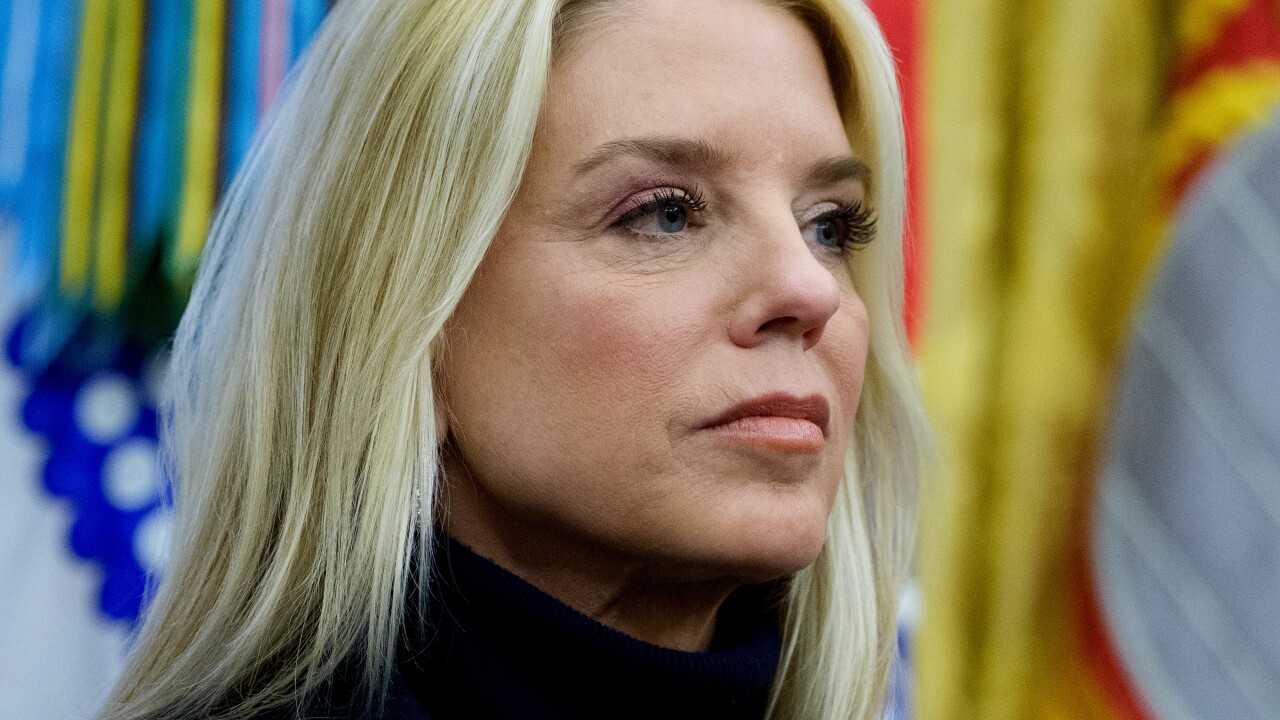 President Trump Signs Order Establishing White House Great American Recovery Initiative