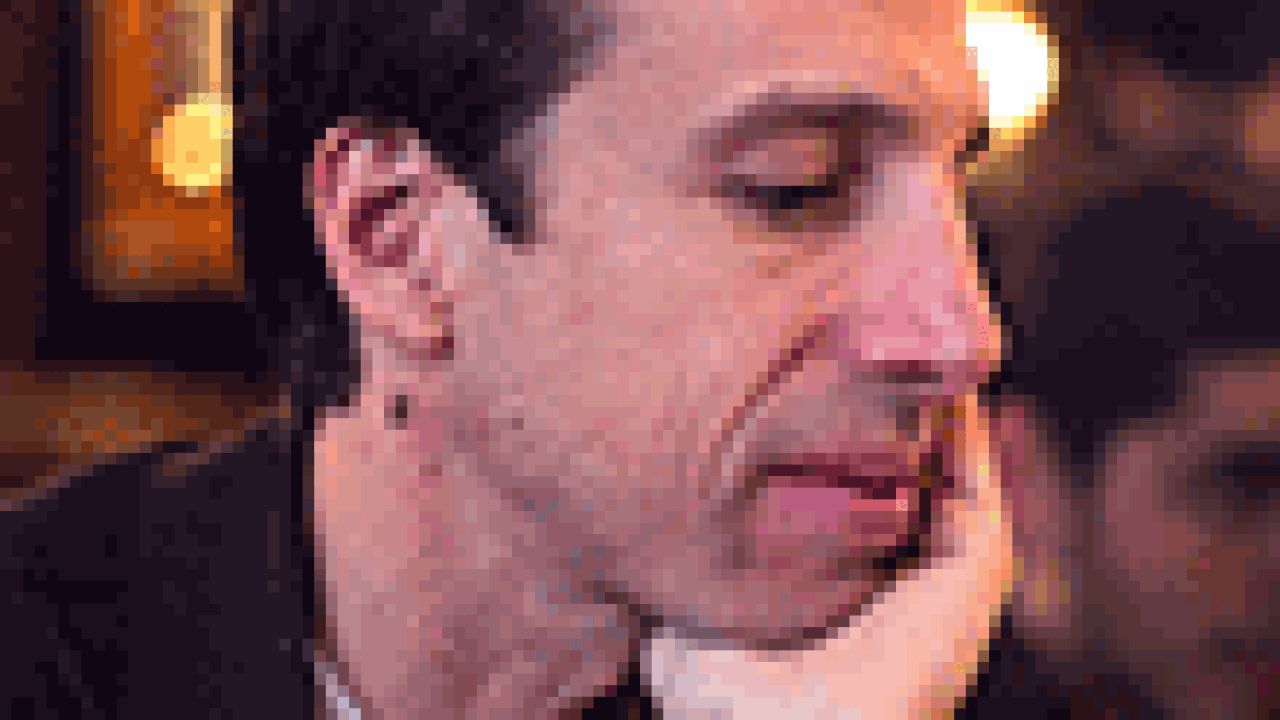 christopher-tiso-100.gif