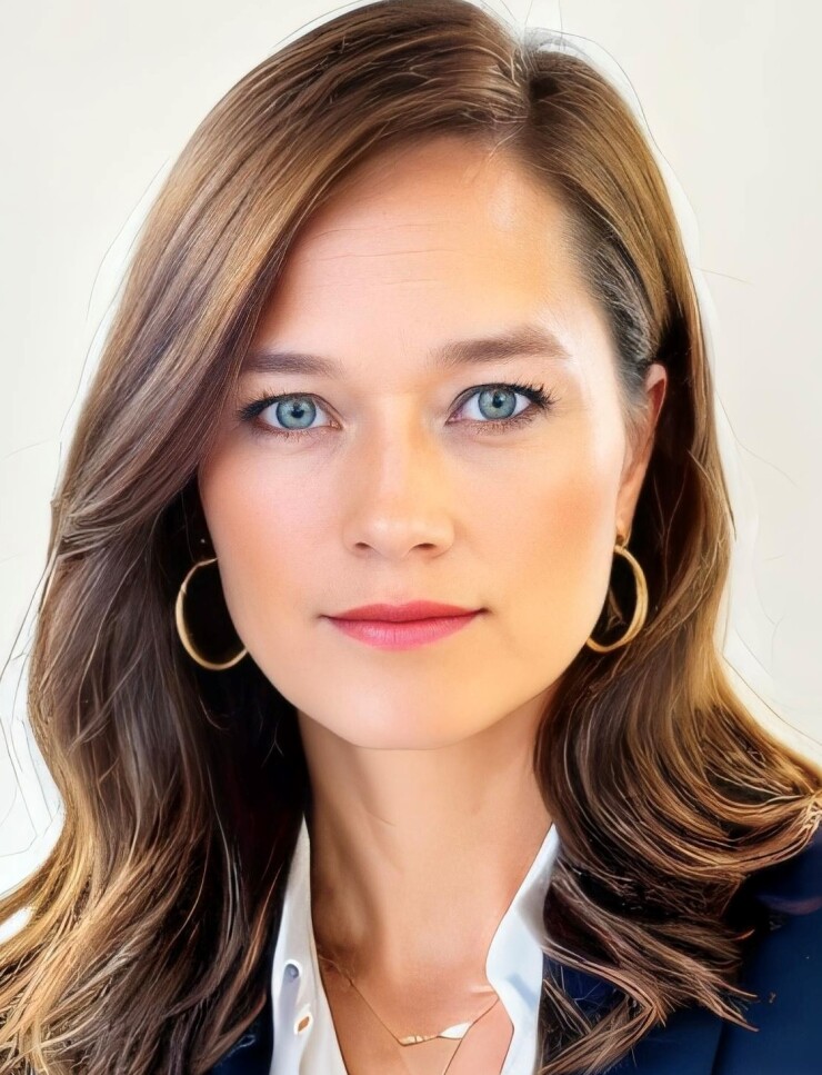 Gwen Cujdik of AXA XL