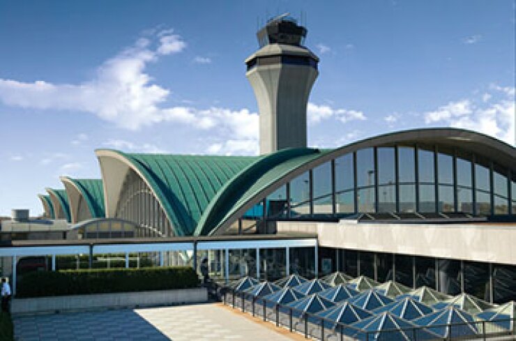 St. Louis Lambert International Airport is seeking privatization.