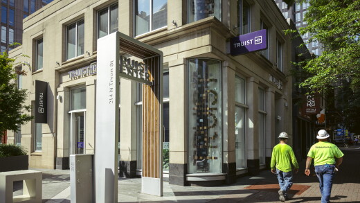 Truist Financial Ahead Of Earnings Figures