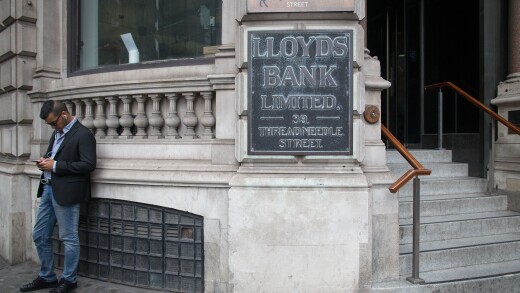 lloyds-bank-bl072816a