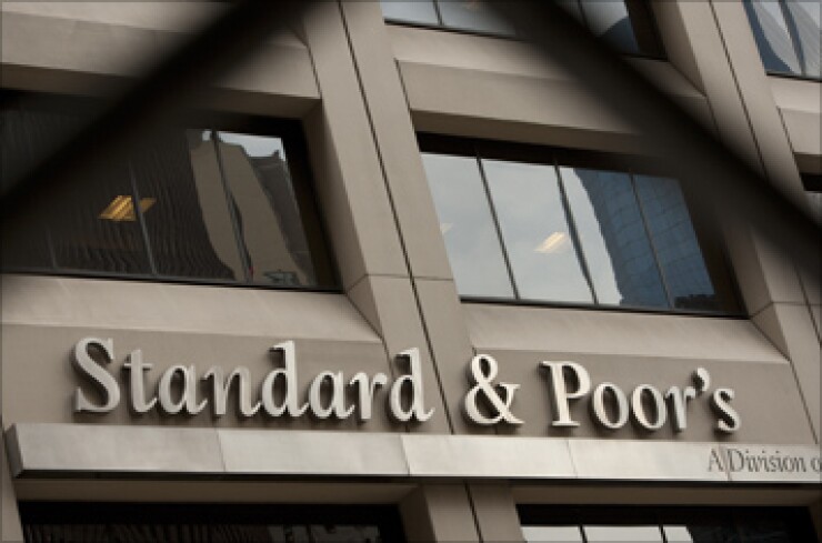 standardpoors-bl072811-357.jpg