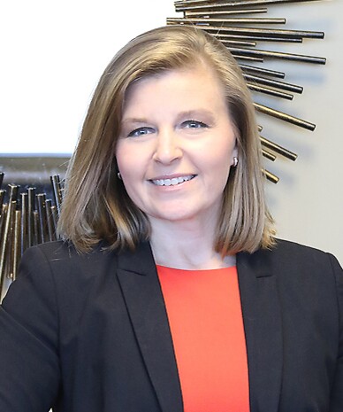 Smith-Laura-CROP.jpg