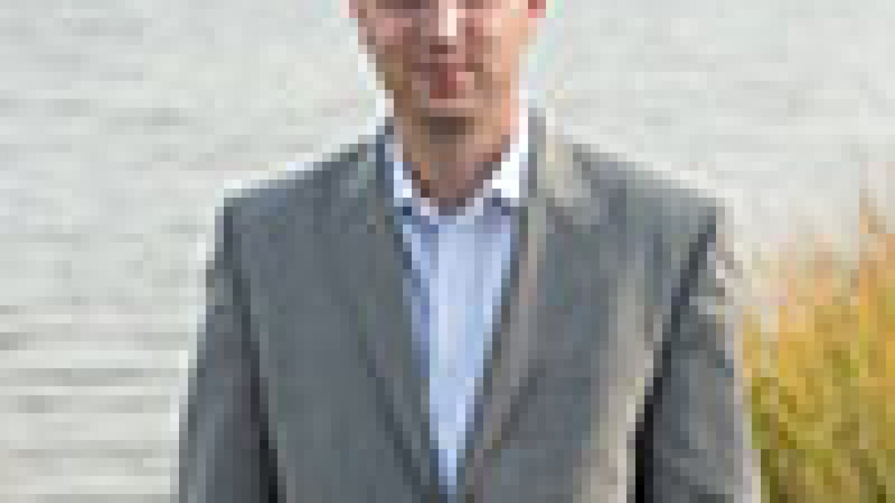 sethmagaziner-calpub-100px.jpg