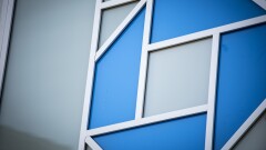 A JPMorgan Chase logo is displayed outside a bank branch in Chicago.