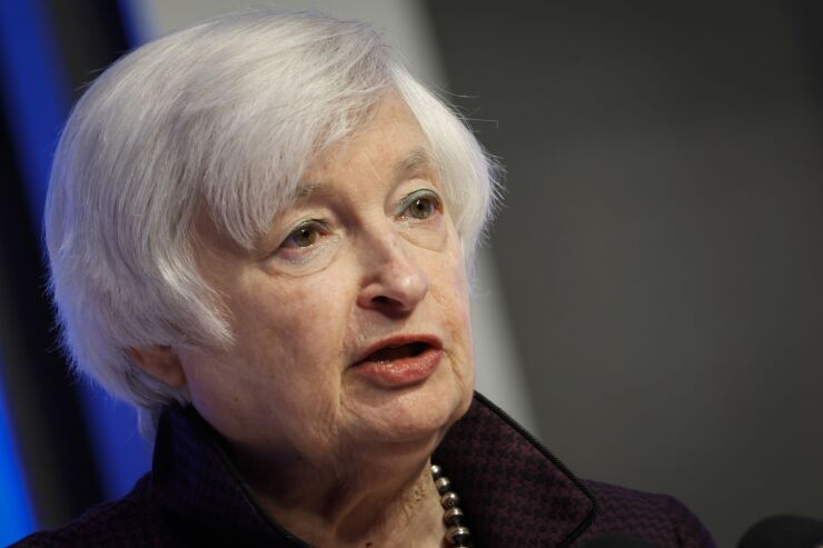 Yellen Acknowledges Spillovers From US Rates, Strong Dollar