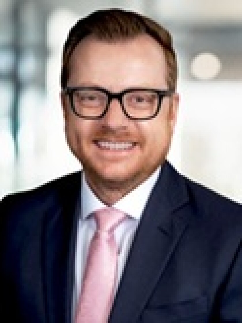 Headshot of Thomas Rauschen