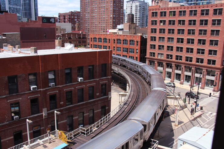 chicago-transit-train-el-adobe