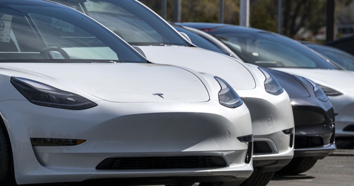 Tesla hits ABS market in first sale since blue-chip upgrade