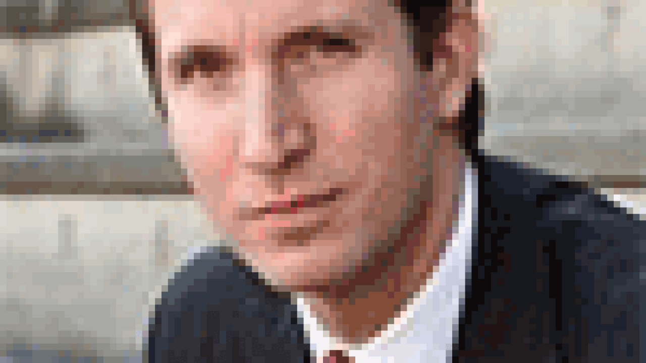 daniel-bergstresser-100.gif