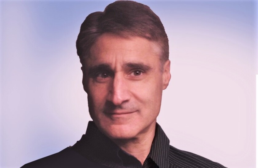 Scott Stathis, managing partner of consulting firm Stathis Partners, says that banks and independent advisory practices both stand to benefit from teaming up.