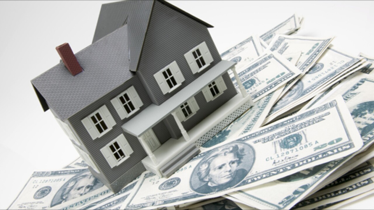 Thumbnail for Video: More Small Banks Move into Mortgages