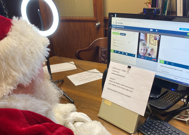 Remote Santa visits at PCSB Bank in Clarinda, Iowa