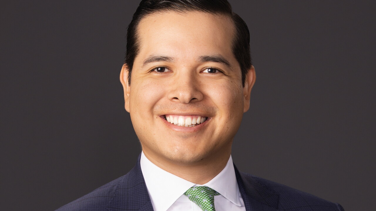 Kris Vasquez.jpg