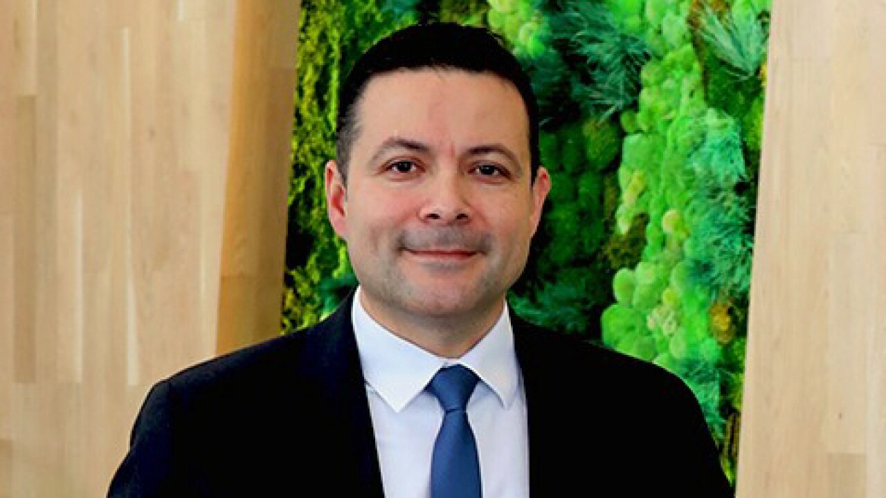 Oregon Director of Debt Management Jaime Alvarez