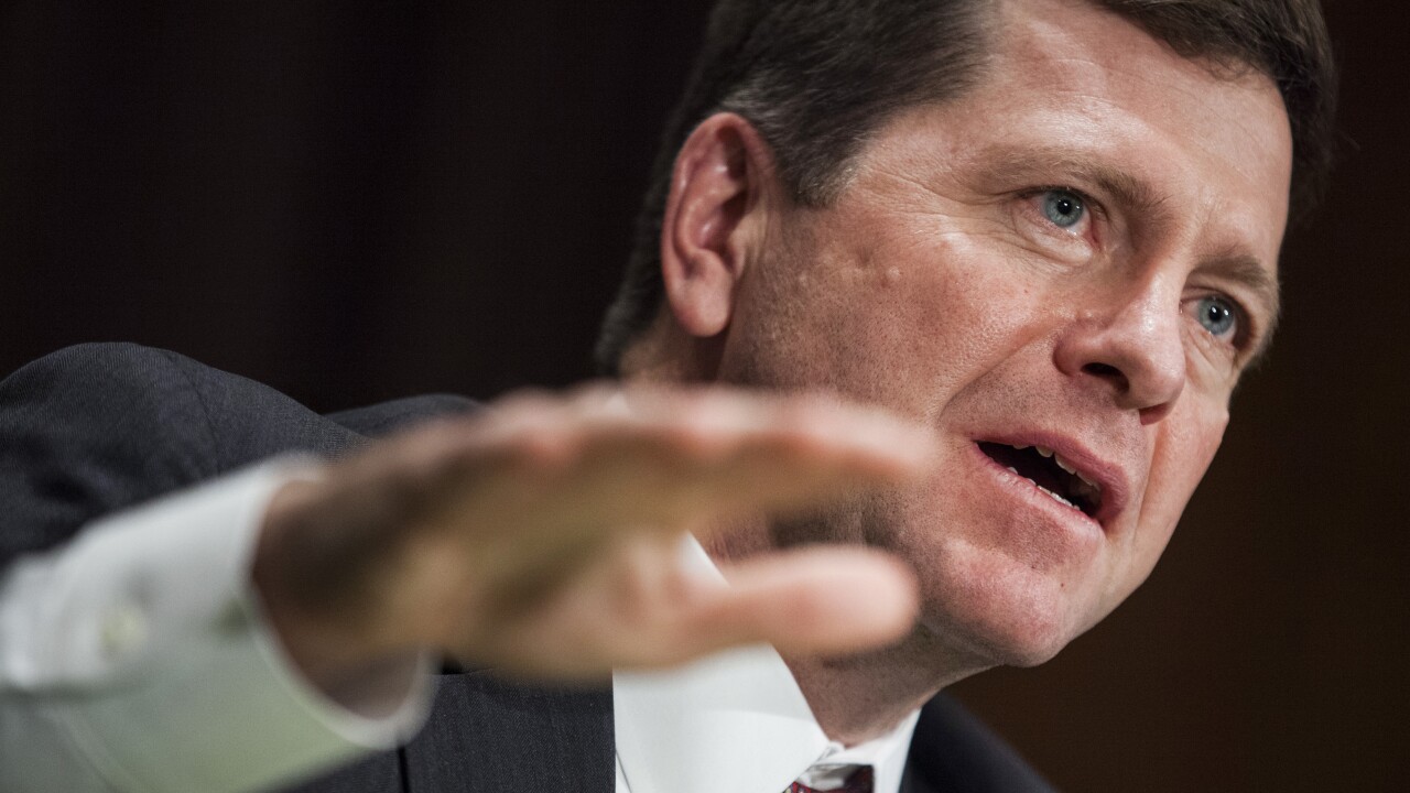 Clayton_Jay_credit-bloomberg