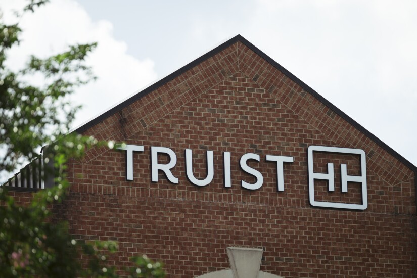 Truist Financial Ahead Of Earnings Figures