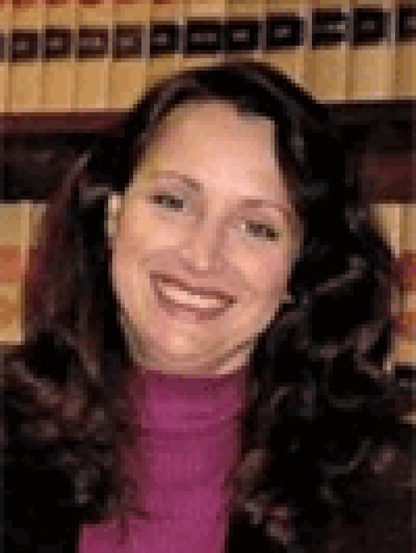 elizabeth-mcclure-100.gif