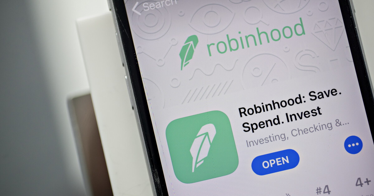 Robinhood's $300M Purchase of TradePMR Marks Shift